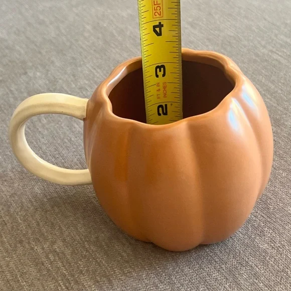 West Elm Orange and Cream Pumpkin Mugs Set - Picture 8 of 9